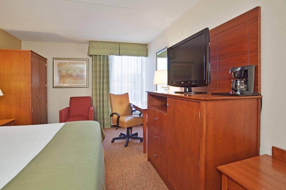 Holiday Inn Express Lynchburg By Ihg Ngoại thất bức ảnh