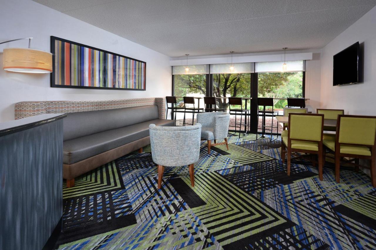 Holiday Inn Express Lynchburg By Ihg Ngoại thất bức ảnh