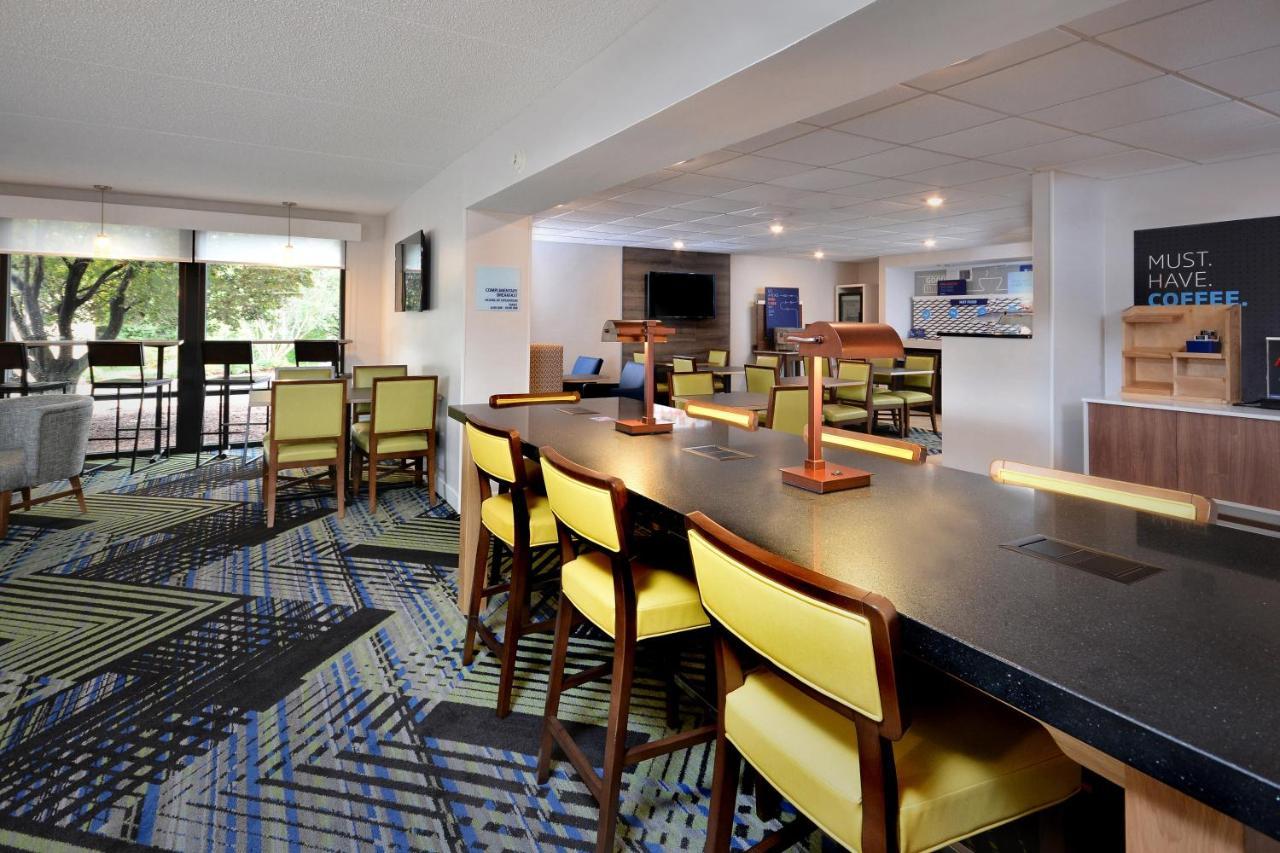 Holiday Inn Express Lynchburg By Ihg Ngoại thất bức ảnh