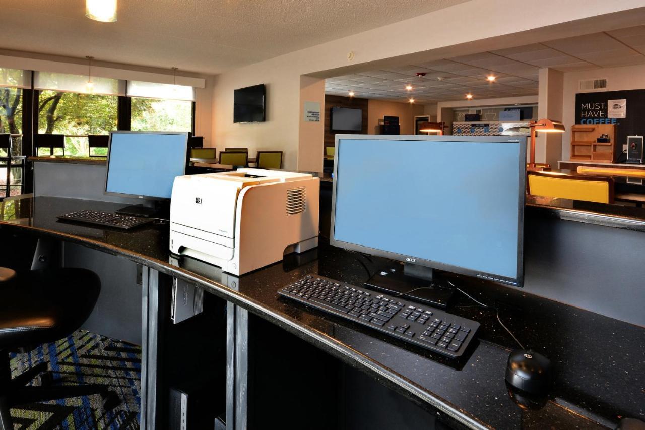 Holiday Inn Express Lynchburg By Ihg Ngoại thất bức ảnh