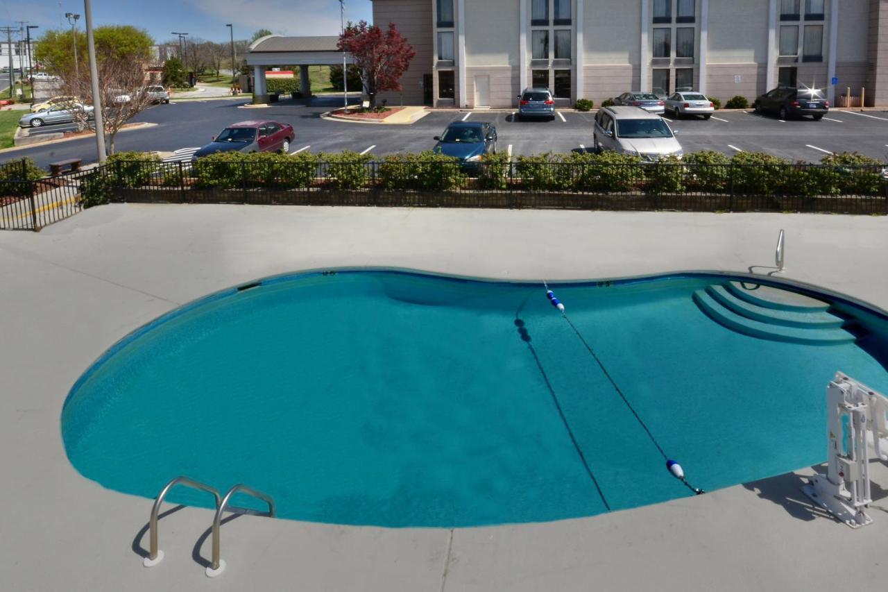 Holiday Inn Express Lynchburg By Ihg Ngoại thất bức ảnh