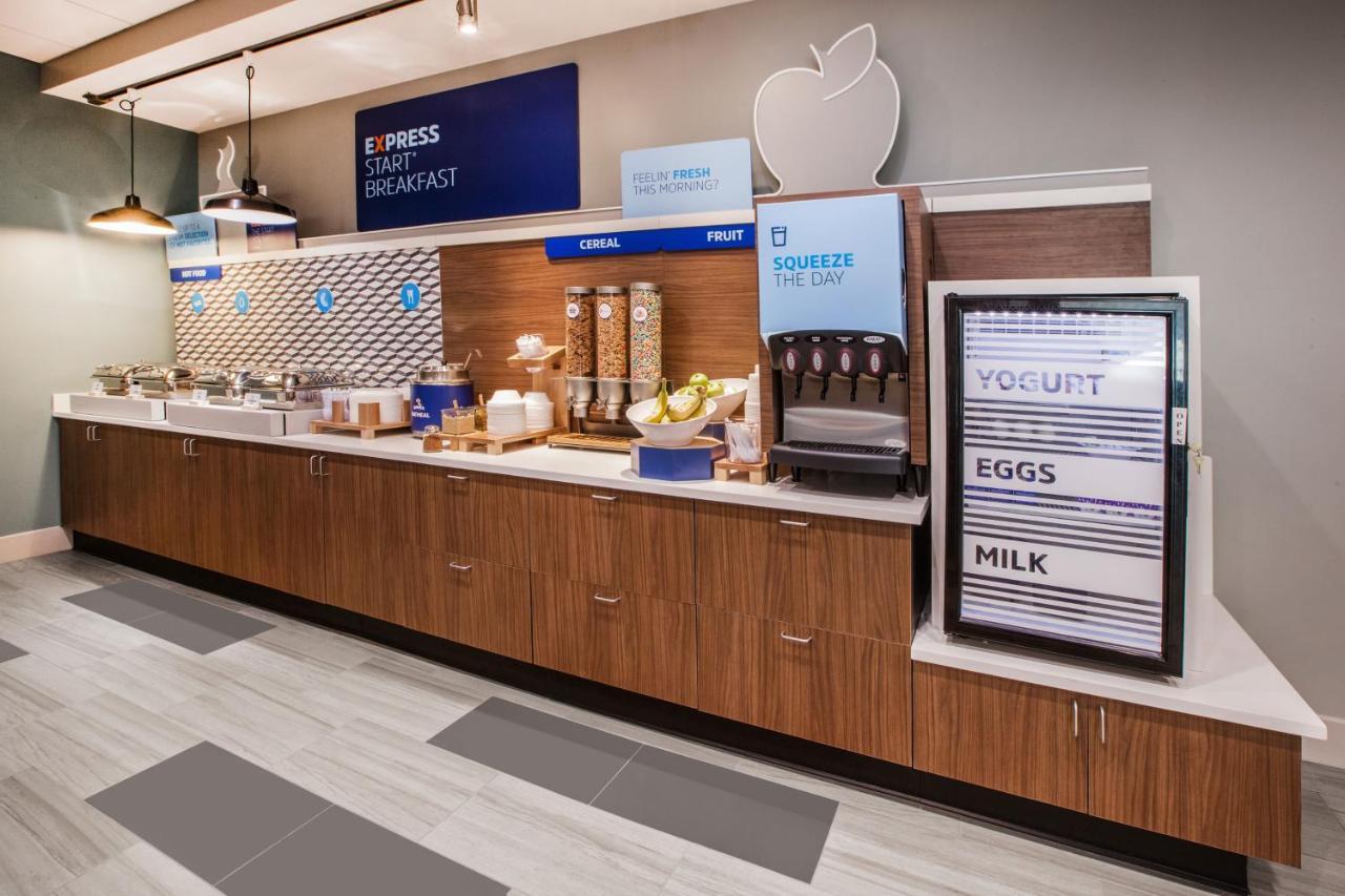 Holiday Inn Express Lynchburg By Ihg Ngoại thất bức ảnh